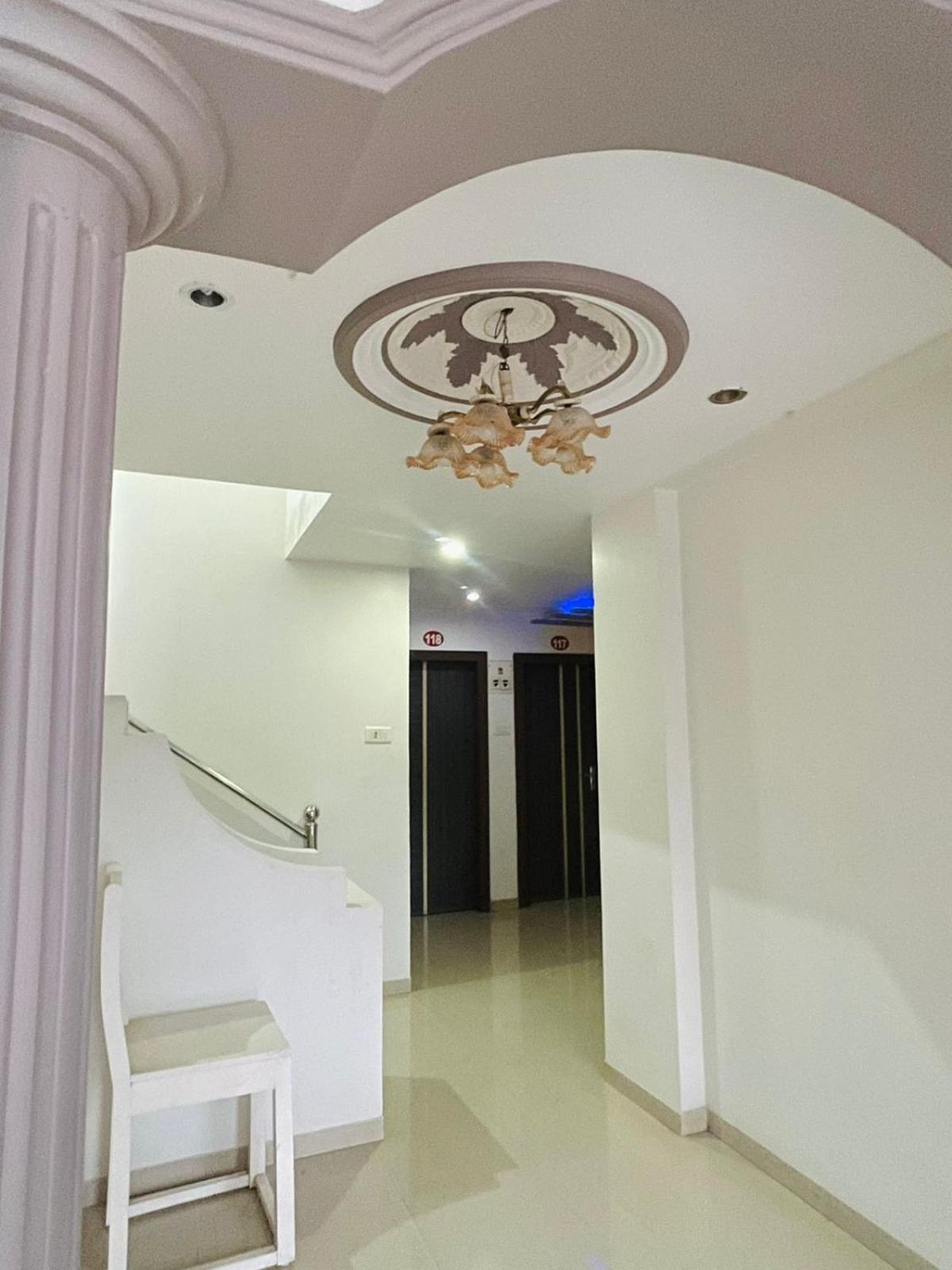 Hotel Rajdhani And Guest House Gujarat - Best Family Hotel In Halol Near Pavagadh And Halol Gidc מראה חיצוני תמונה